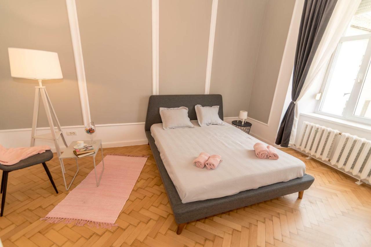 Central Premium Suites Тімішоара Екстер'єр фото