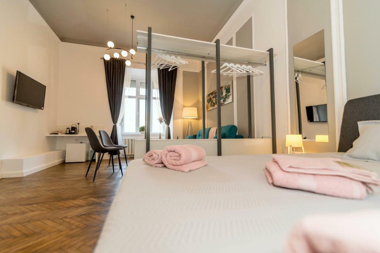 Central Premium Suites Тімішоара Екстер'єр фото