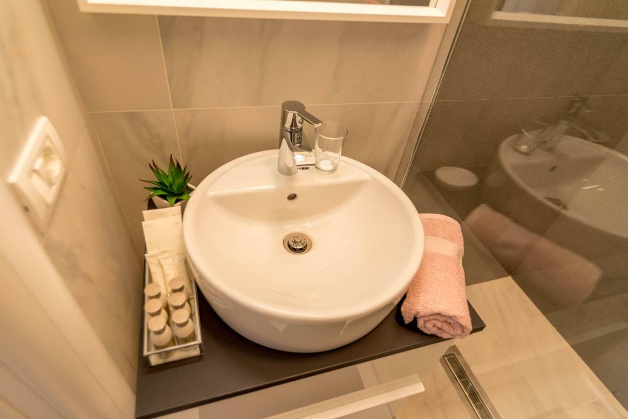 Central Premium Suites Тімішоара Екстер'єр фото
